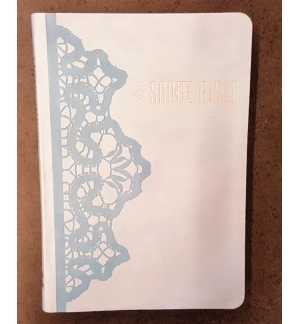 Bible Segond 1910 - Couleur bleu ciel avec un motif dentelle en relief