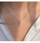 Collier avec pendentif mini croix en acier inoxydable