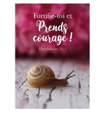 Carte Avec Verset Escargot devant un fond de fleurs rose