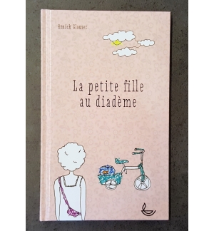 La petite fille au diadème - Moins de 4 ans