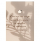 Carte avec verset Colombe et ombre de branches sur mur beige