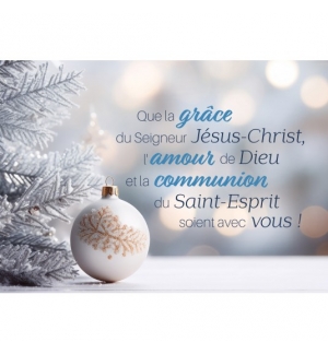 Carte Fin D'année Boule de Noël et branches de sapin enneigées