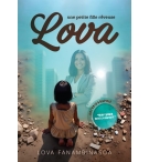 Lova une petite fille rêveuse - Lova Fanambinasoa